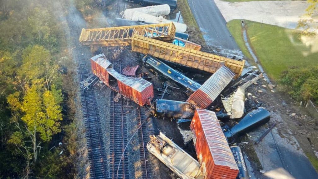 Texas train derails, spilling chemicals, knocking out power and
