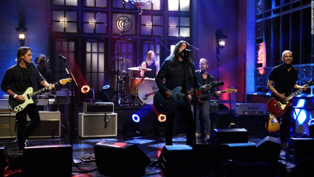 Foo Fighters on 'SNL' Band debuts new single 'Shame Shame' CBNC