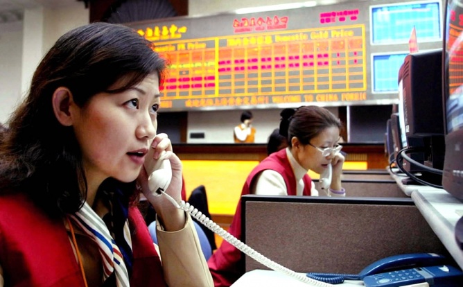 Largest Chinese Banks Forcing Customers To Close Gold & Silver Short Positions. What Do They Know?