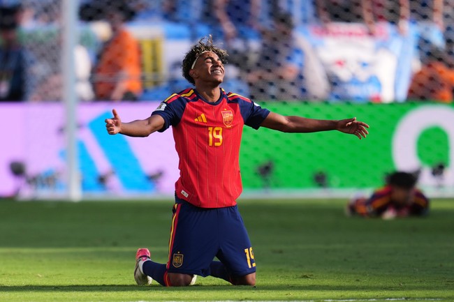 The Spanish Armada Dominates Argentina
