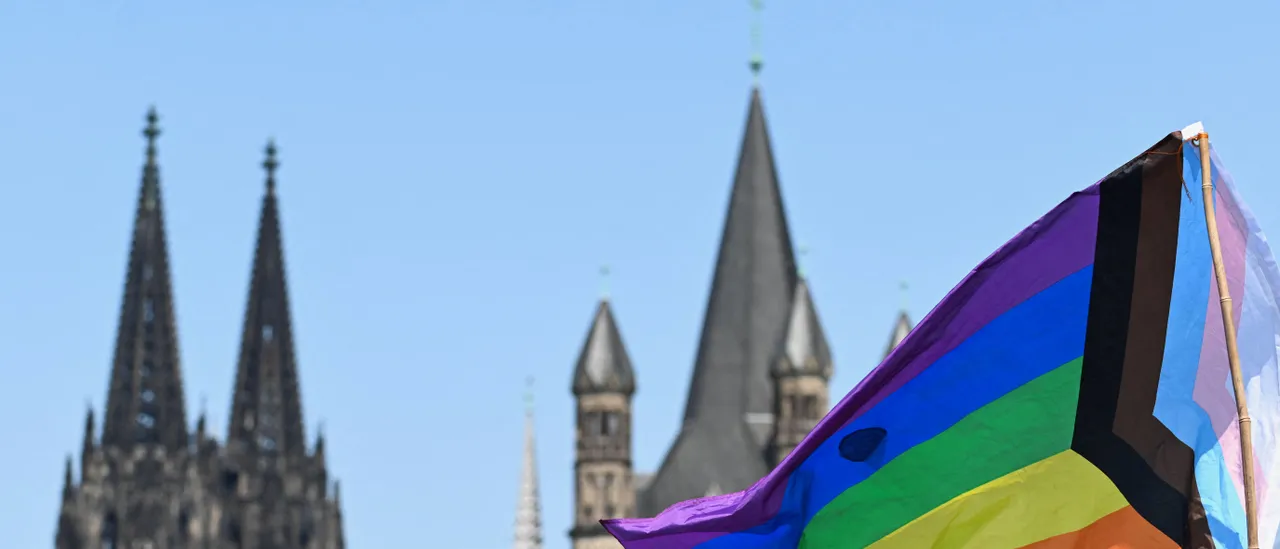 Man Tied To ‘Islamist Circles’ Suspected Of Terror Attack During Pride Parade Was Shot, Killed By Police